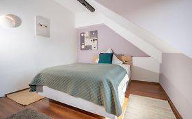 12: Privatzimmer für Reisende durch Koblenz